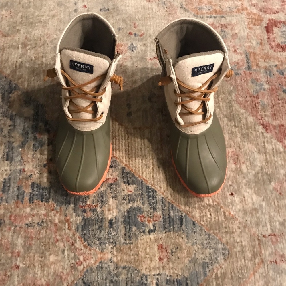 Sperry duck boots